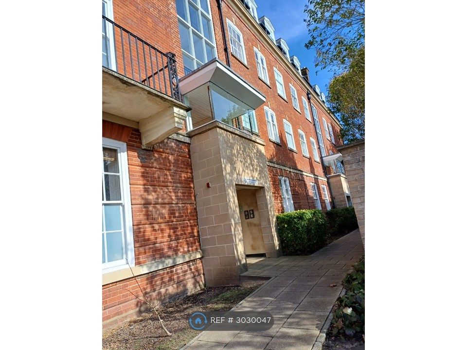 Property photo 2 of 11