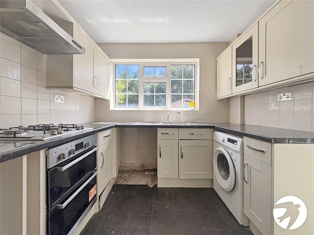 Property photo 2 of 10 Picture No. 22