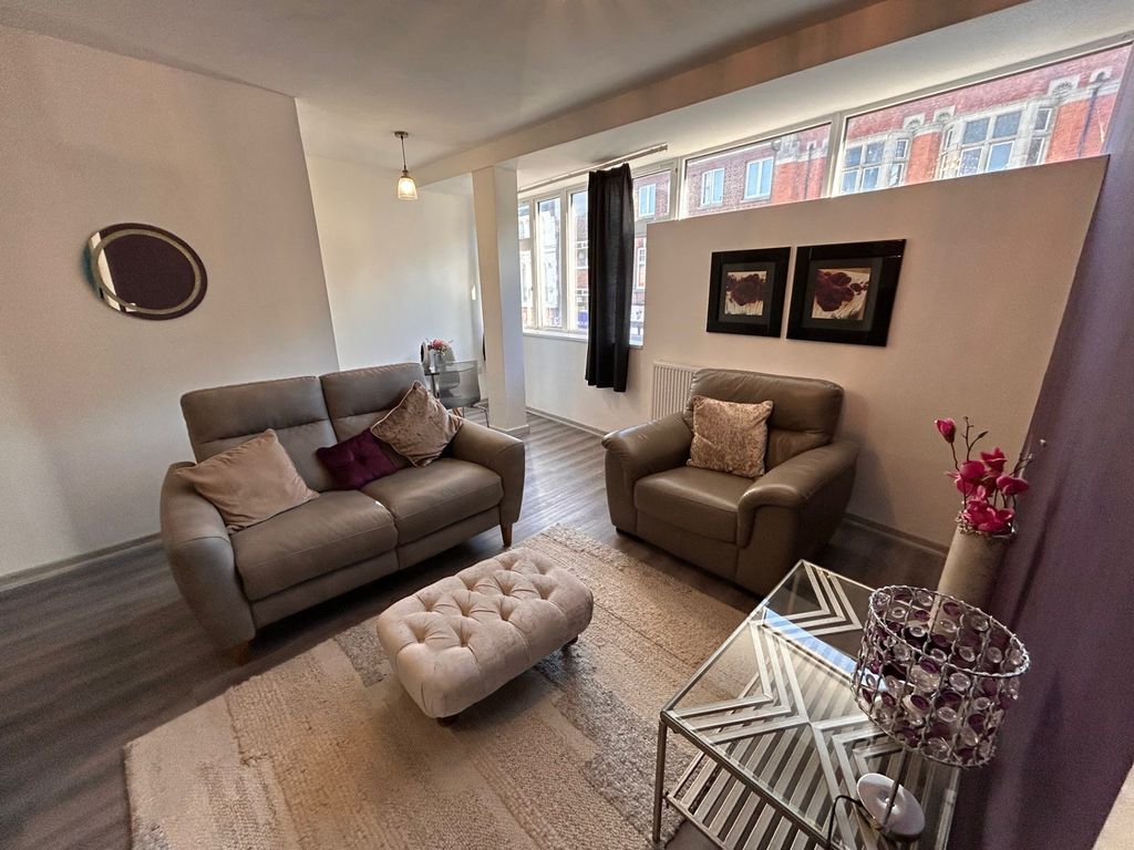 Property photo 2 of 7 Image