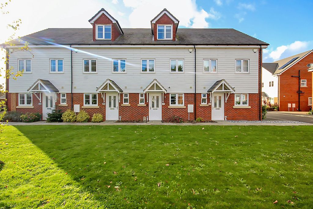 Property photo 1 of 14 Front