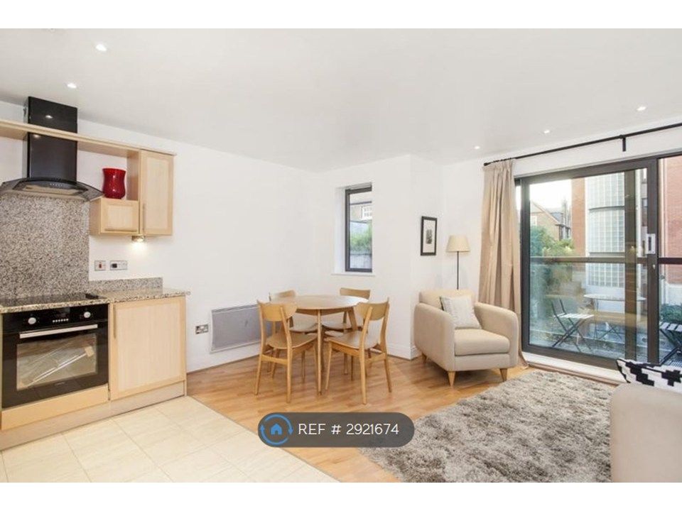 Property photo 3 of 10