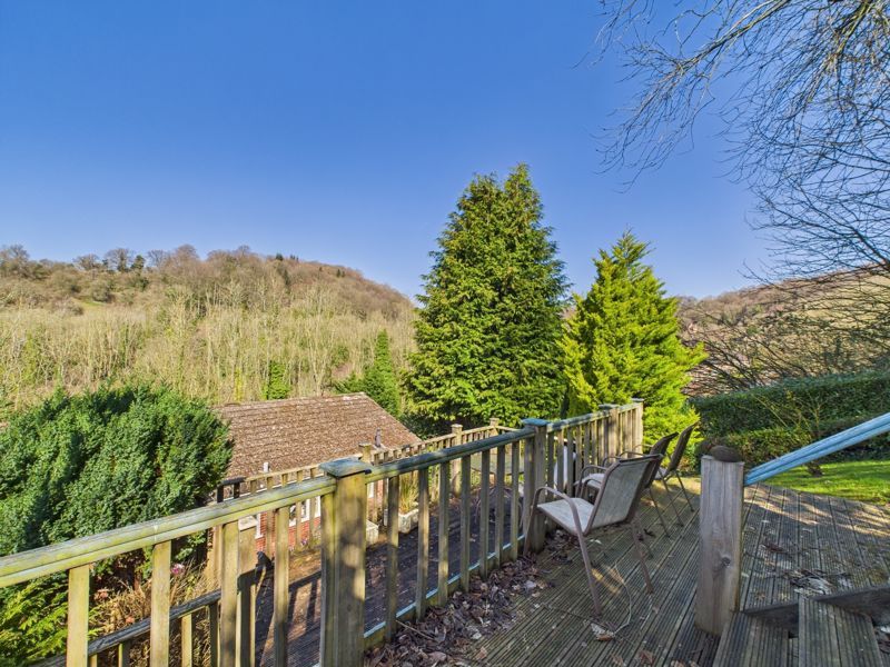 Property photo 3 of 19 Photo 12