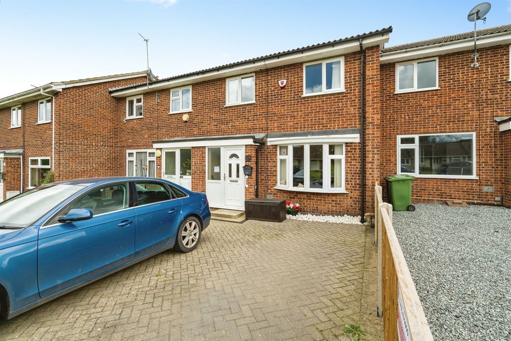 Property photo 1 of 17