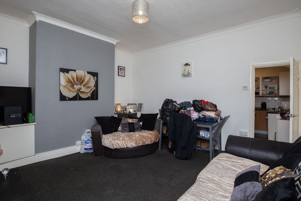 Property photo 3 of 24