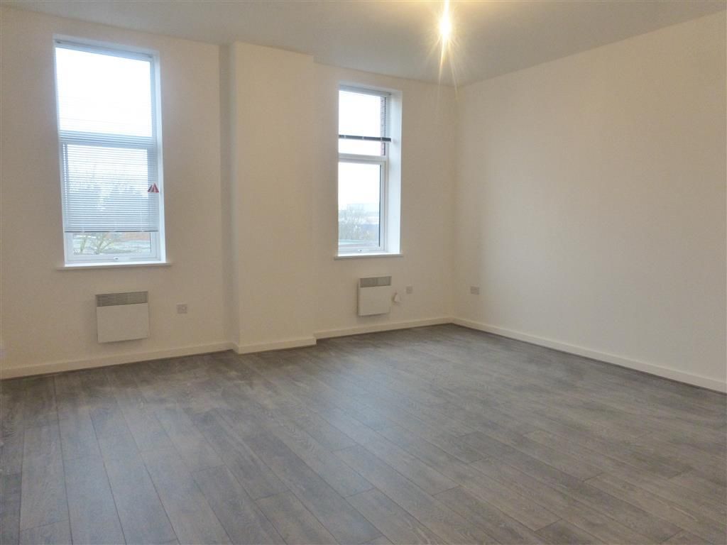 Property photo 2 of 5 Living Room