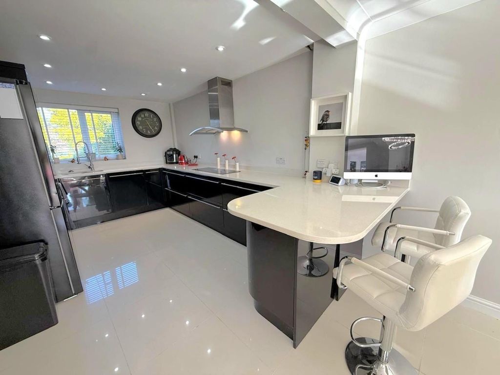 Property photo 2 of 23 25.Jpg