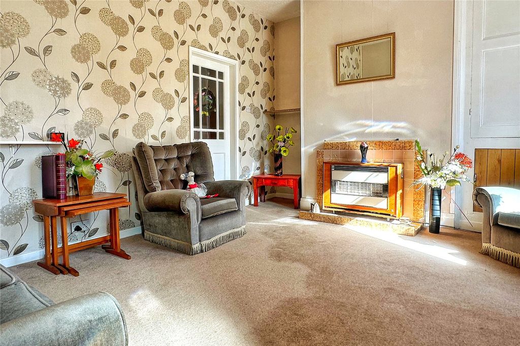 Property photo 2 of 19 Living Room