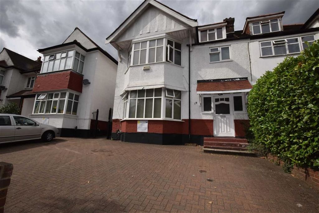 Property photo 1 of 6