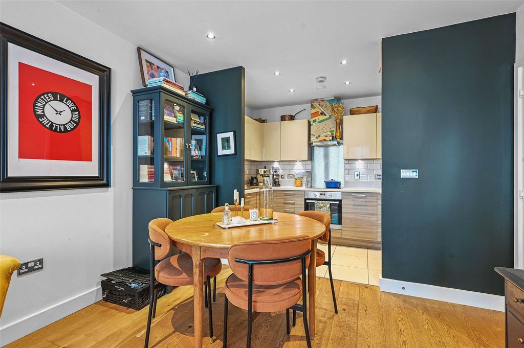 Property photo 2 of 18 Dining