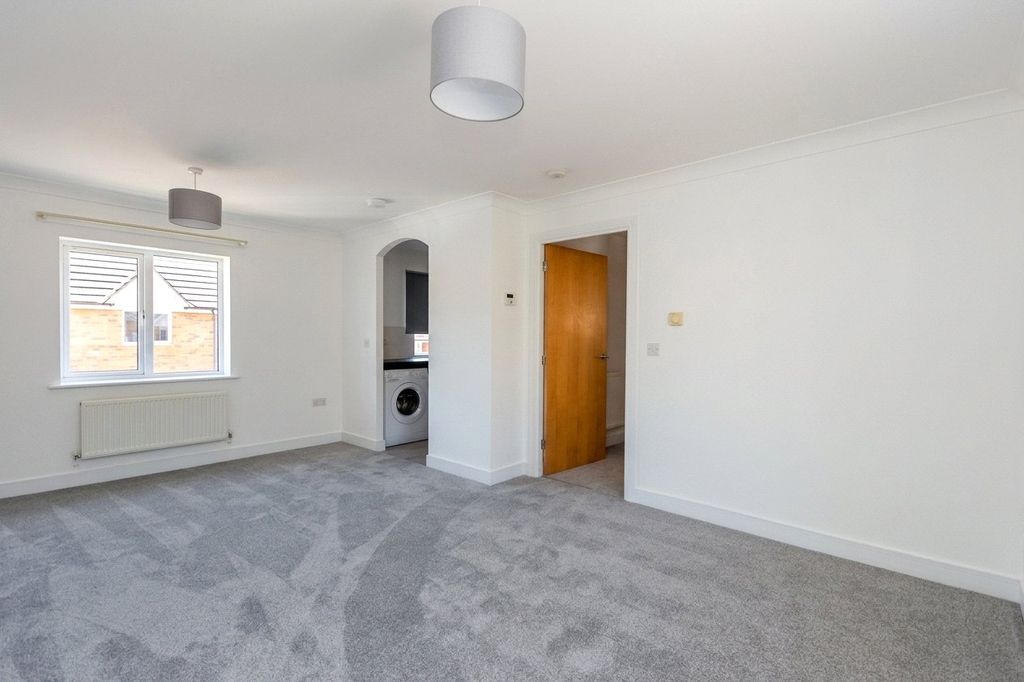 Property photo 2 of 12 Picture No. 26