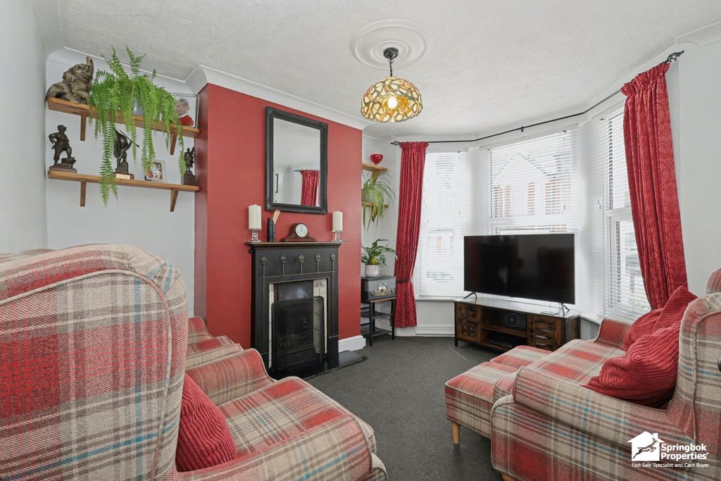 Property photo 2 of 16 Image 1