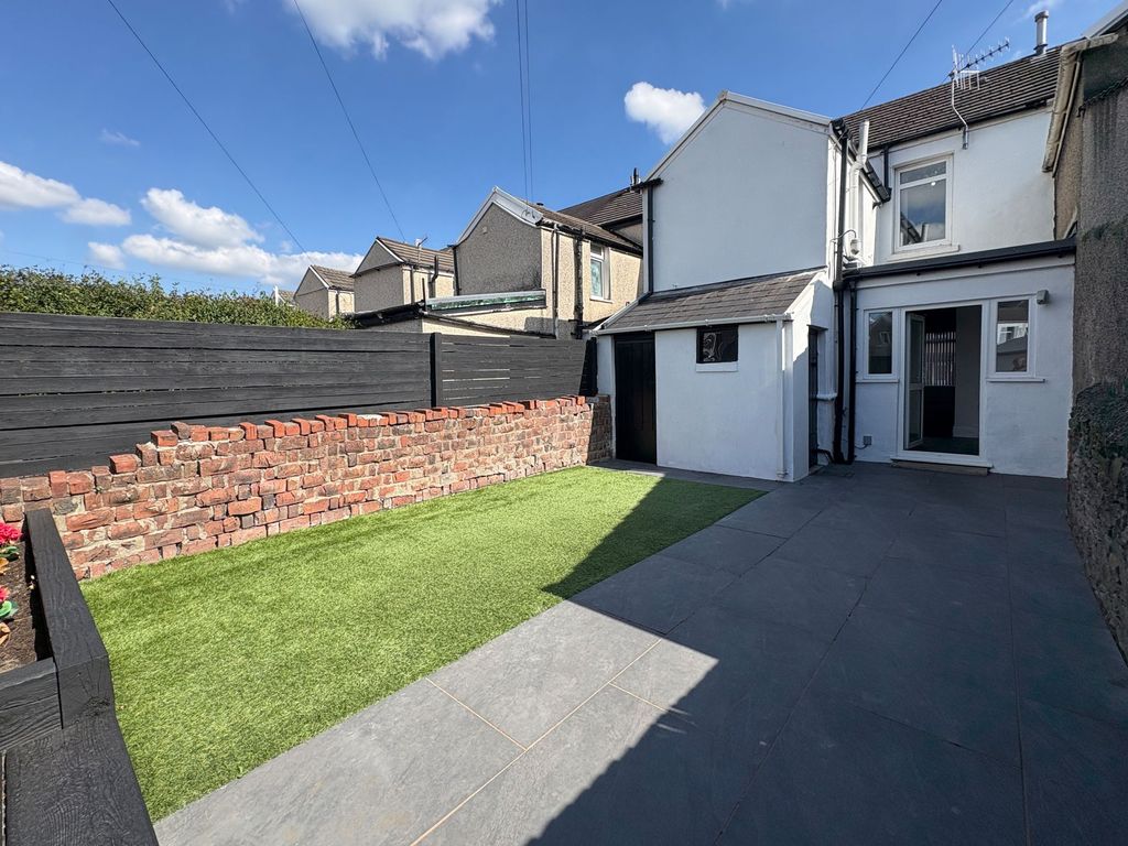Property photo 3 of 16