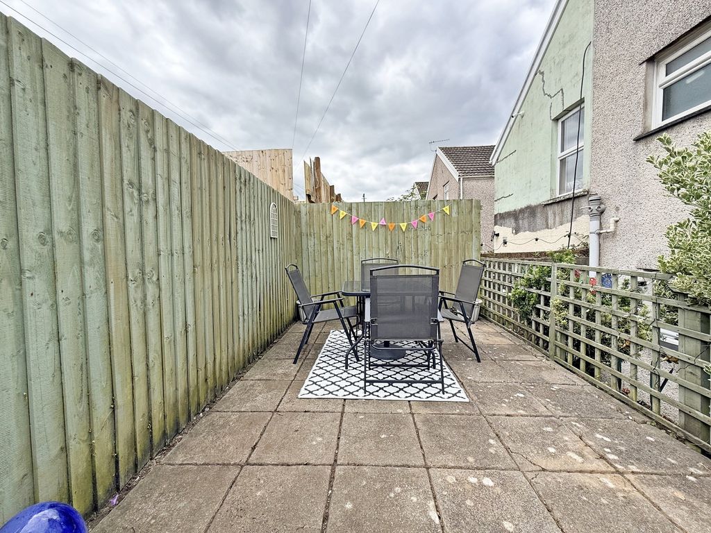 Property photo 2 of 24 Rear Garden
