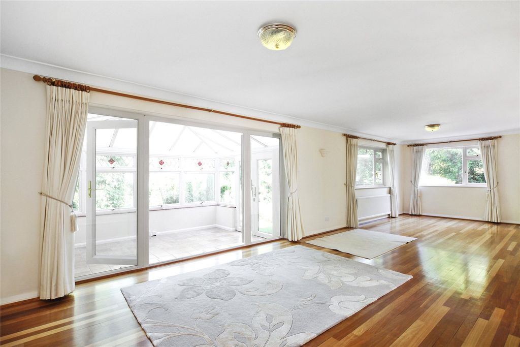 Property photo 2 of 11 Picture No. 06