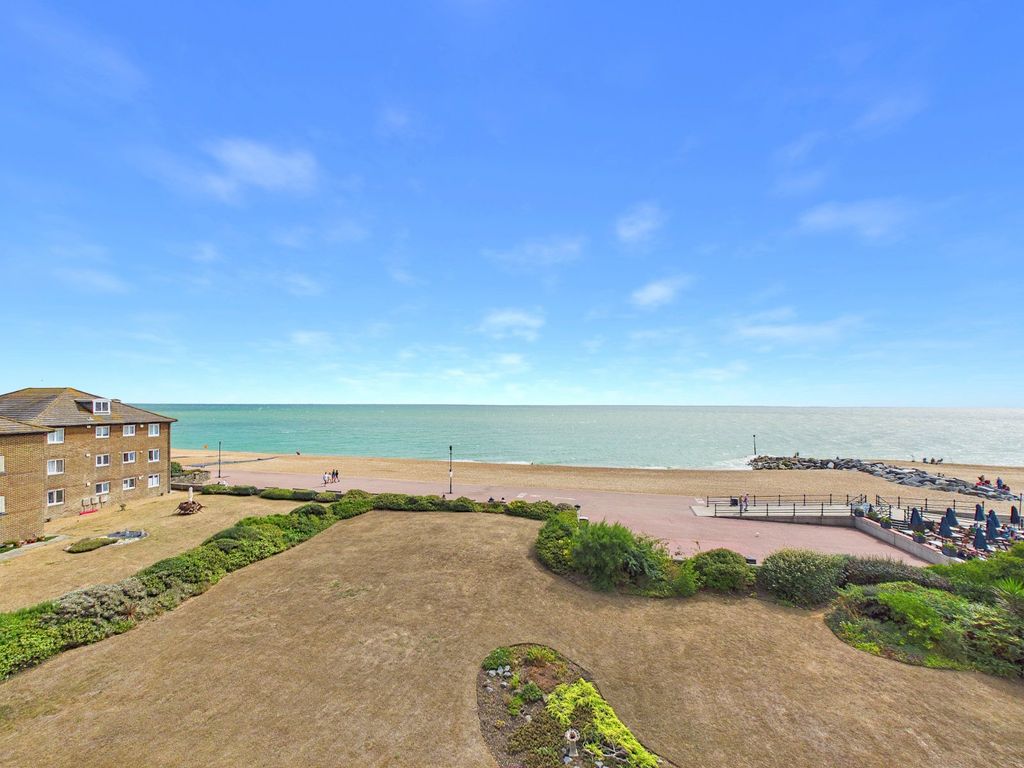Property photo 1 of 18 Sea View