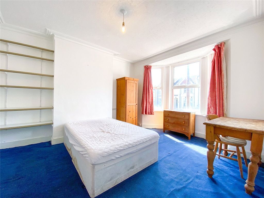 Property photo 3 of 10 Picture No. 08