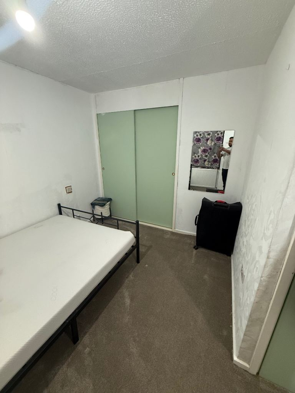 Property photo 1 of 3
