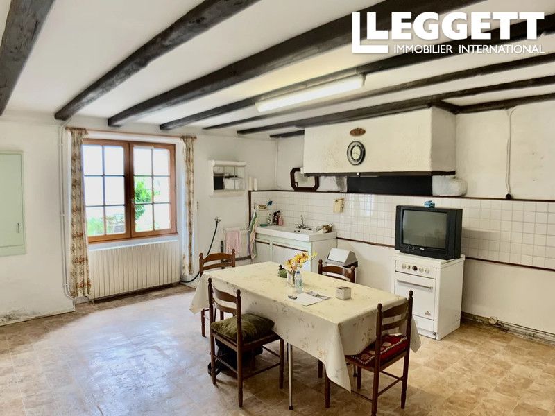 Property photo 3 of 10