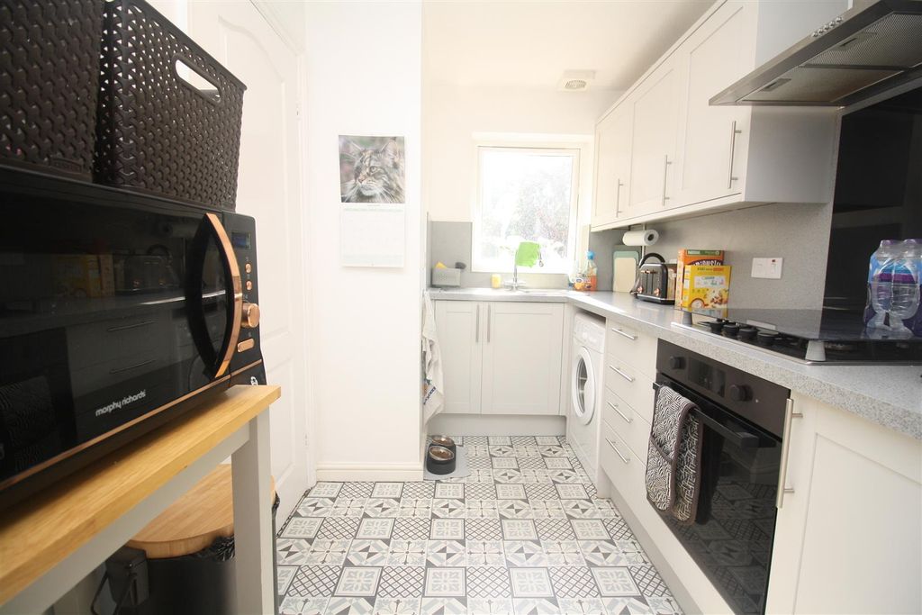 Property photo 3 of 7