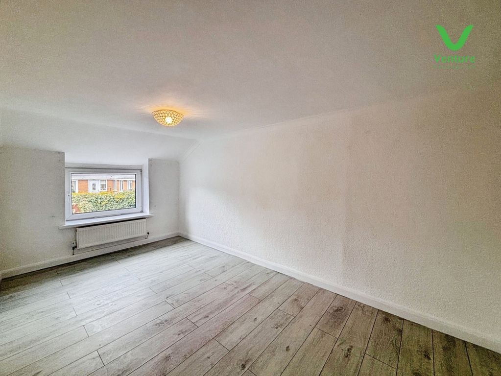 Property photo 3 of 11 Pbox-Img.Jpeg