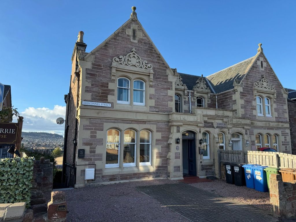 Property photo 2 of 29