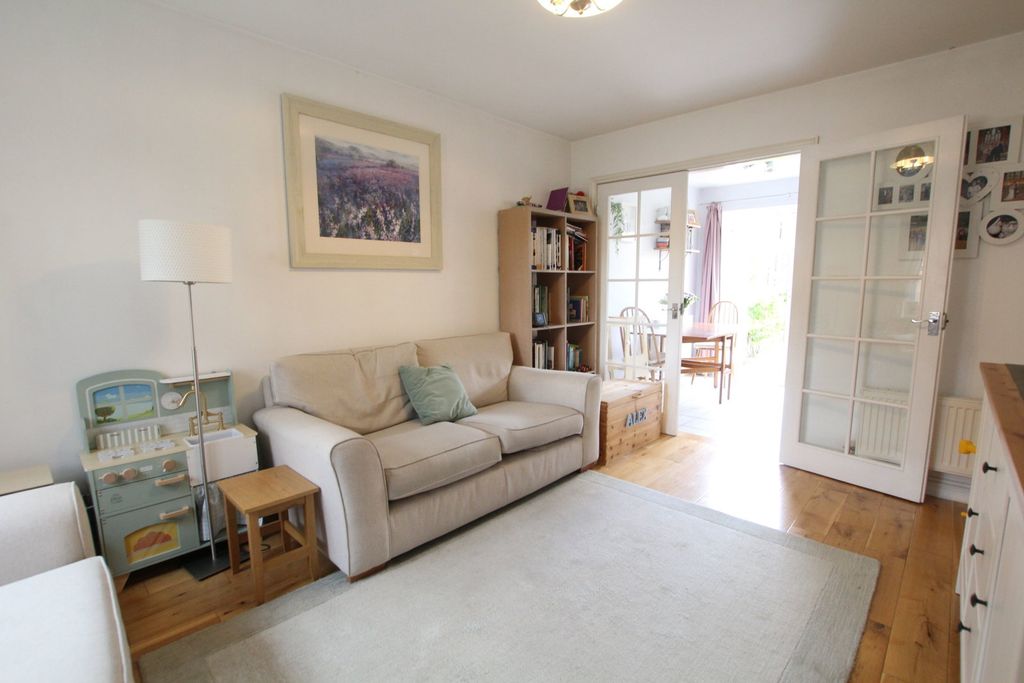 Property photo 2 of 19