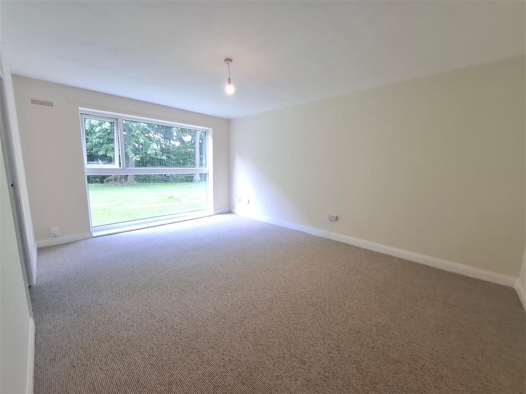 Property photo 2 of 8 Exterior