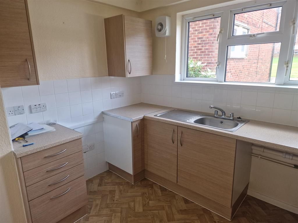 Property photo 1 of 5 Kitchen