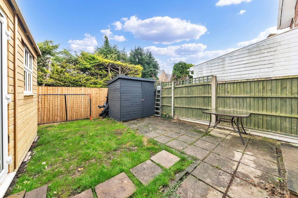 Property photo 2 of 17