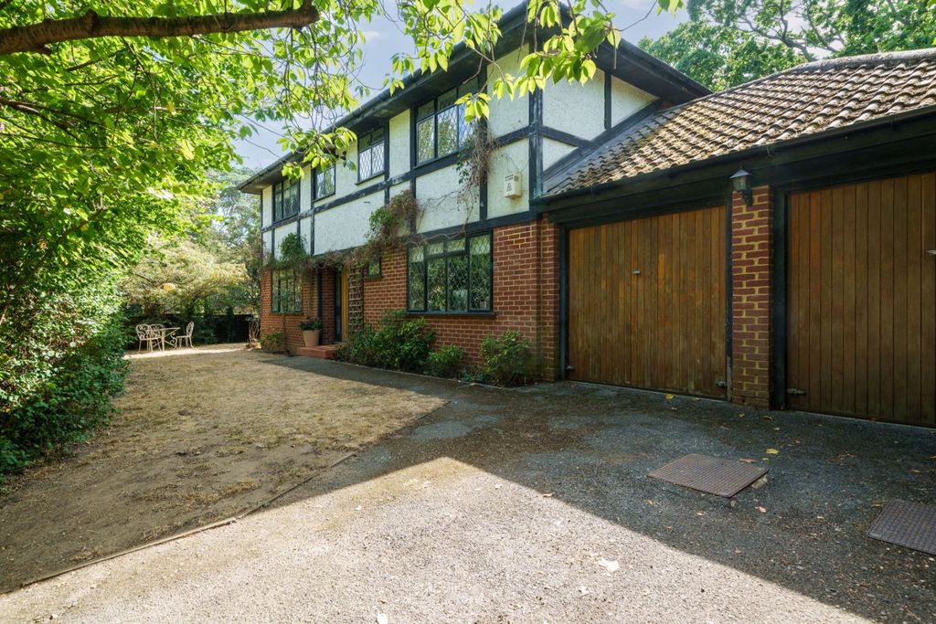Property photo 1 of 13 Picture No. 16