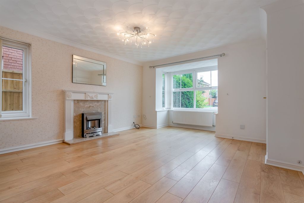 Property photo 3 of 23