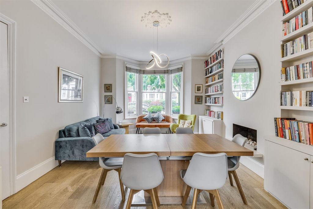 Property photo 2 of 18 Shirlock Road 24-17.Jpg