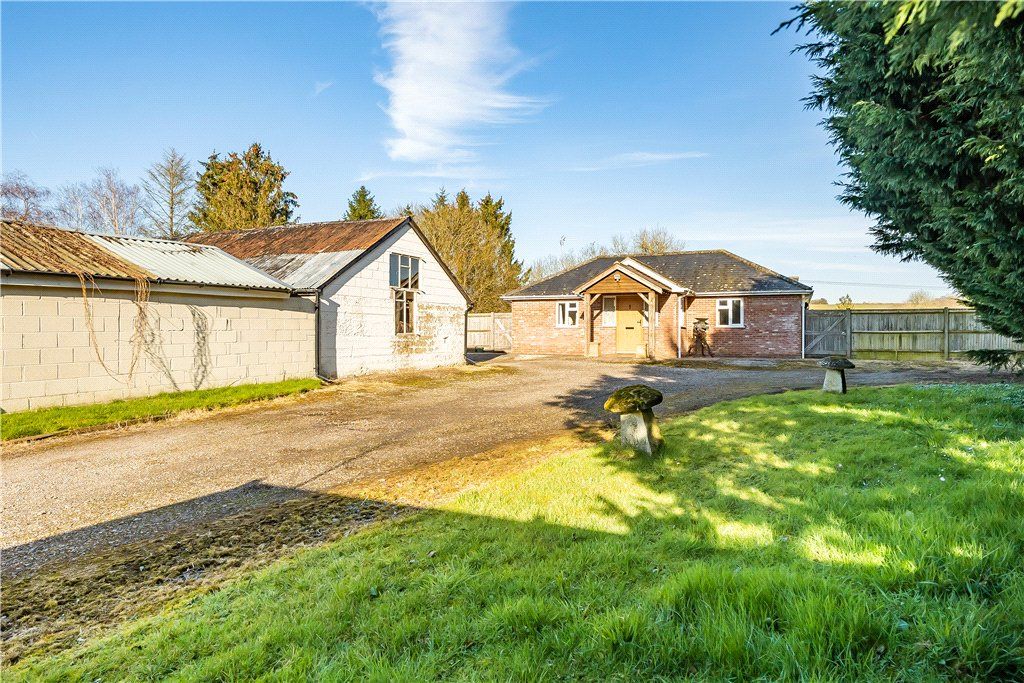 Property photo 2 of 20 Picture No. 21