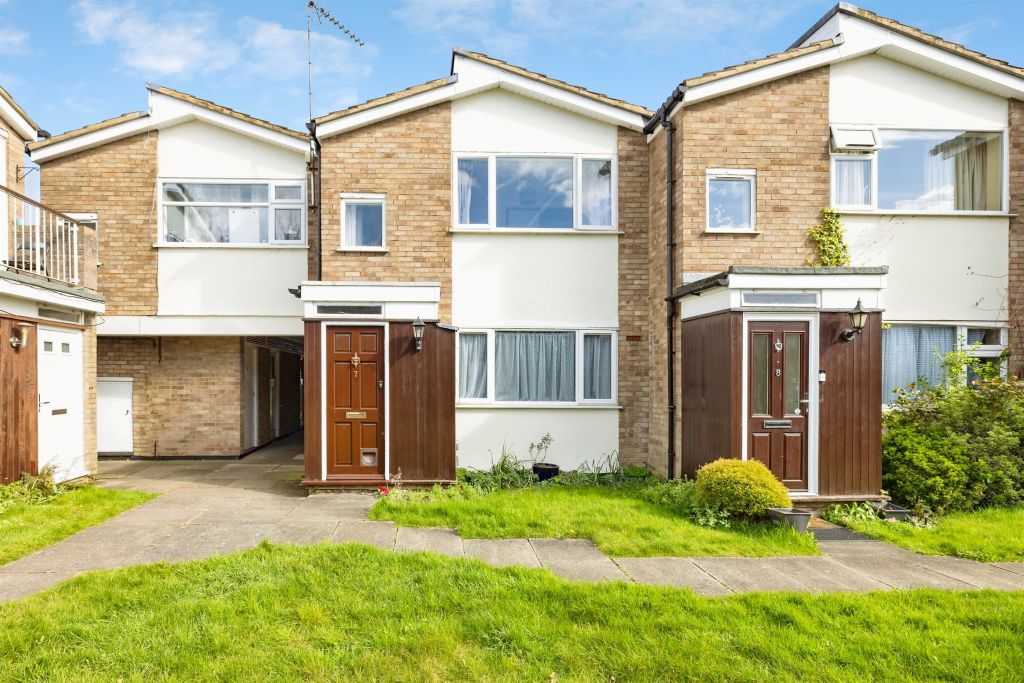 Property photo 1 of 17