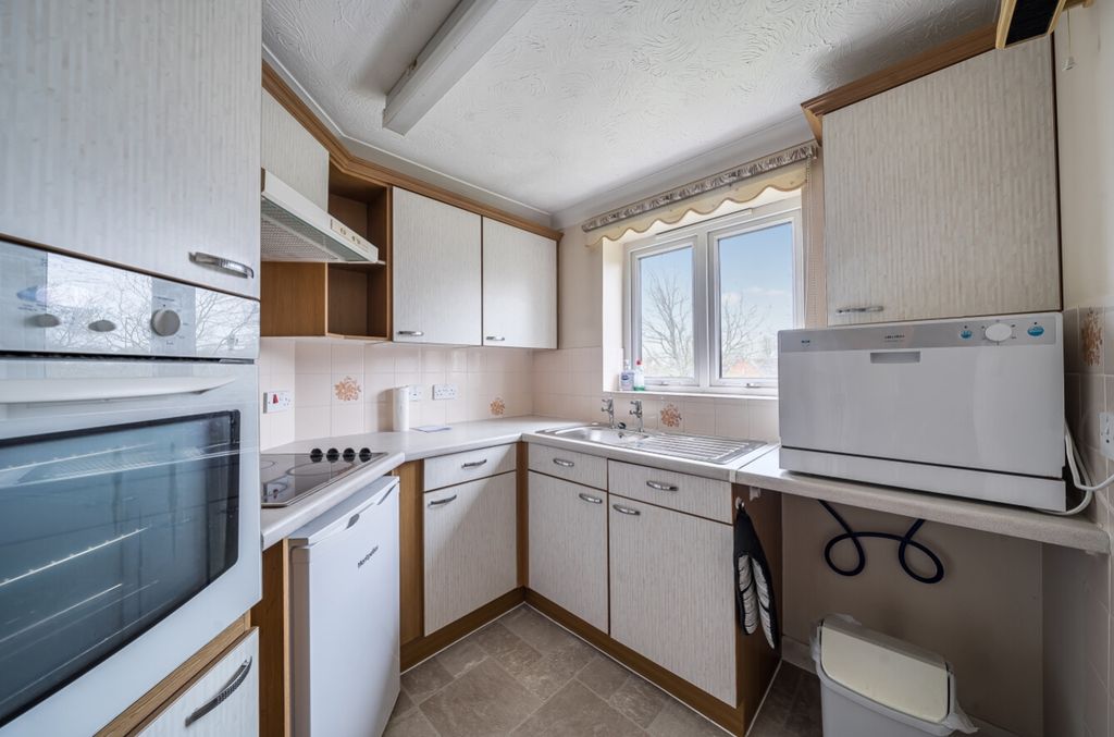 Property photo 3 of 13 1417847-3-69972A9A87c9E