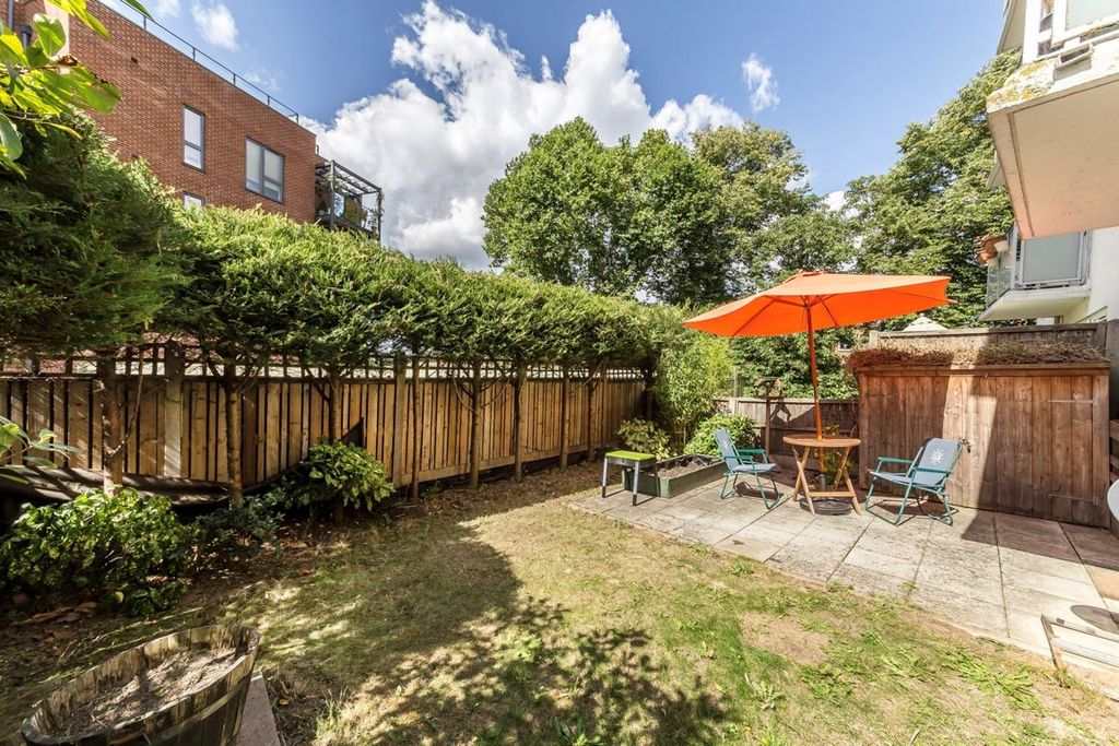 Property photo 2 of 7