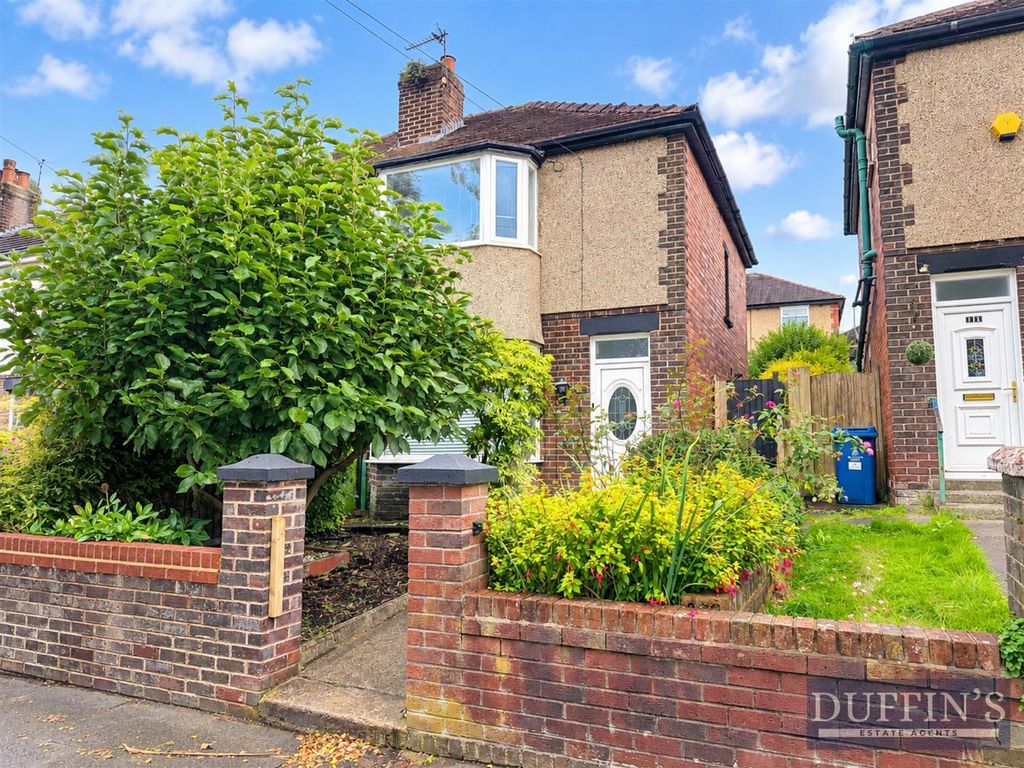 Property photo 1 of 11 External