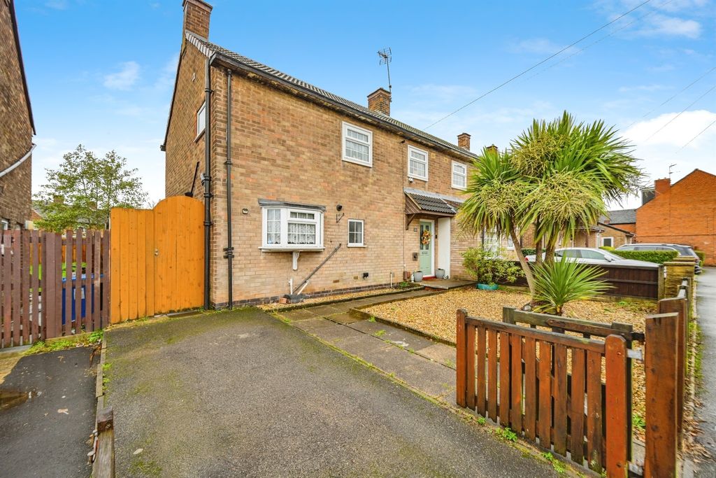 Property photo 3 of 17