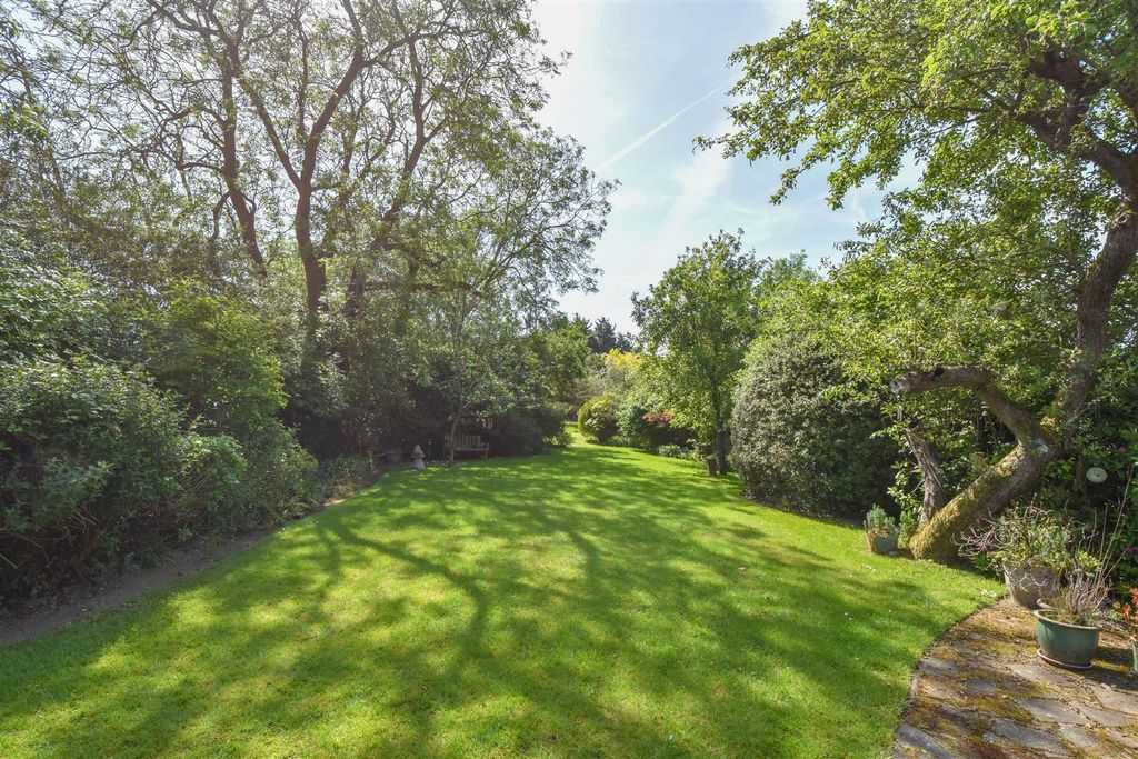 Additional image 23 of 3 bed detached house for saleFrog Street, Kelvedon Hatch, Brentwood CM15