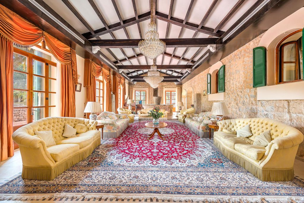 Property photo 2 of 20 Finca_Valldemossa_51773_Web-25.Jpg