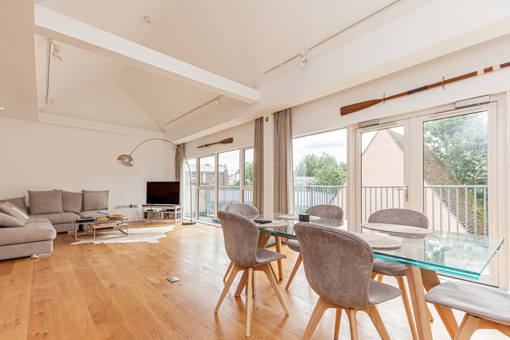 Property photo 1 of 9 103627