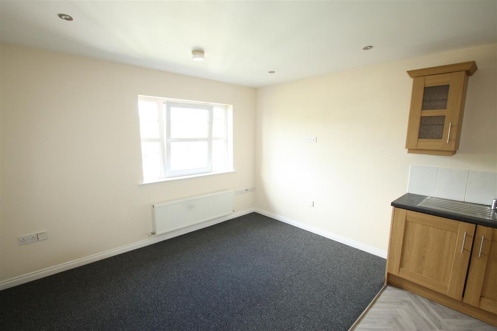 Property photo 3 of 16 Img_1215.Jpg
