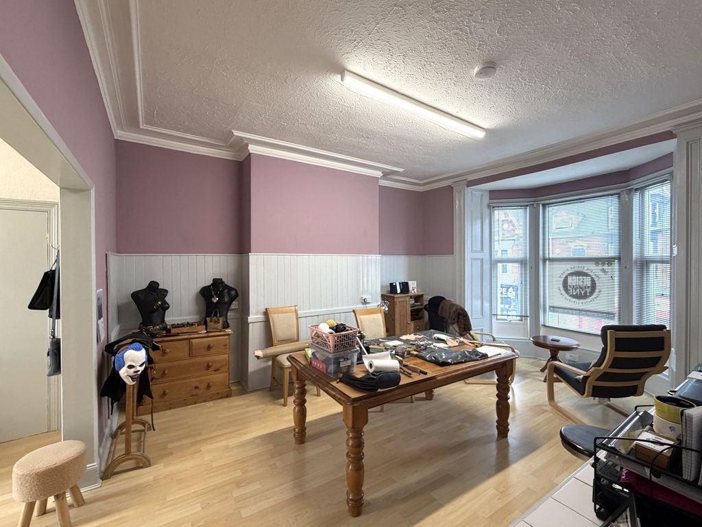 Property photo 2 of 10 Photo 10