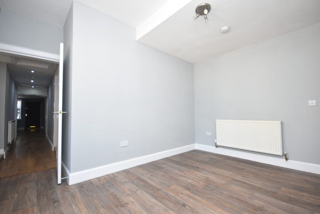 Additional image 33 of 3 bed flat for sale68 Main Street, Carnwath ML11