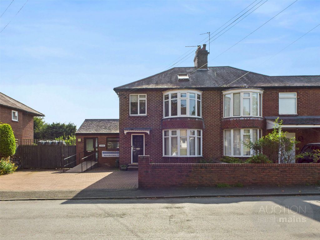Property photo 1 of 12 External