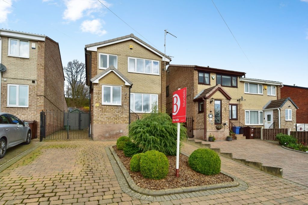 Property photo 1 of 18 Pbox-Img.Jpg