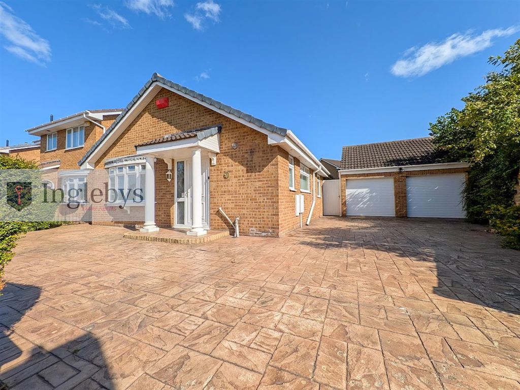 Property photo 1 of 38