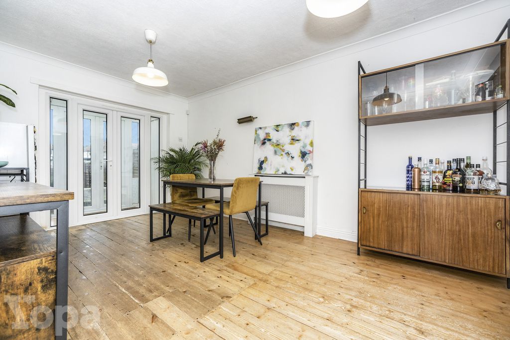 Property photo 1 of 20 Photo #1