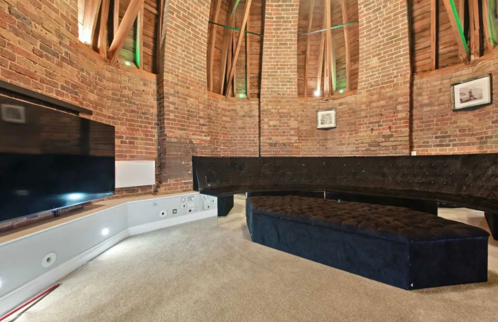 Property photo 1 of 7 Img_0848
