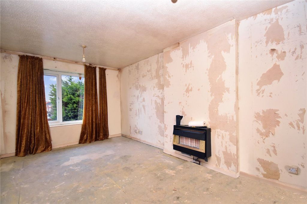 Property photo 2 of 8 Picture No. 08
